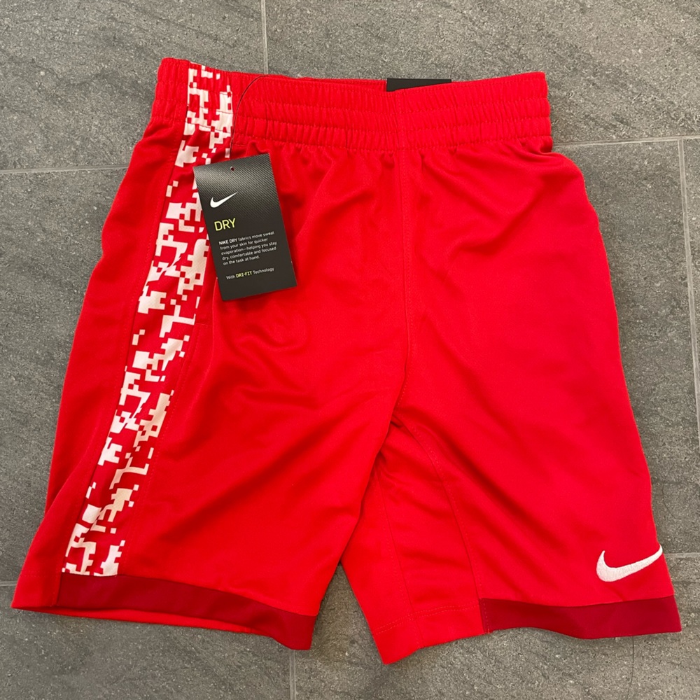 Nike kids dry-fit shorts size M